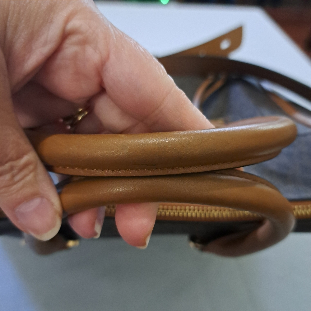 Michael Kors Brown Tan Satchel with Signature Design - Picture 4 of 12
